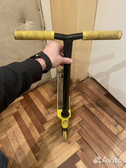 Самокат трюковый xaos Bonfire Yellow