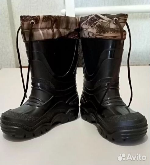 Резиновые сапоги 24р
