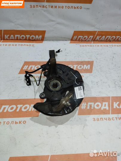 Кулак передний правый Toyota Avensis 2 (T250) 2004