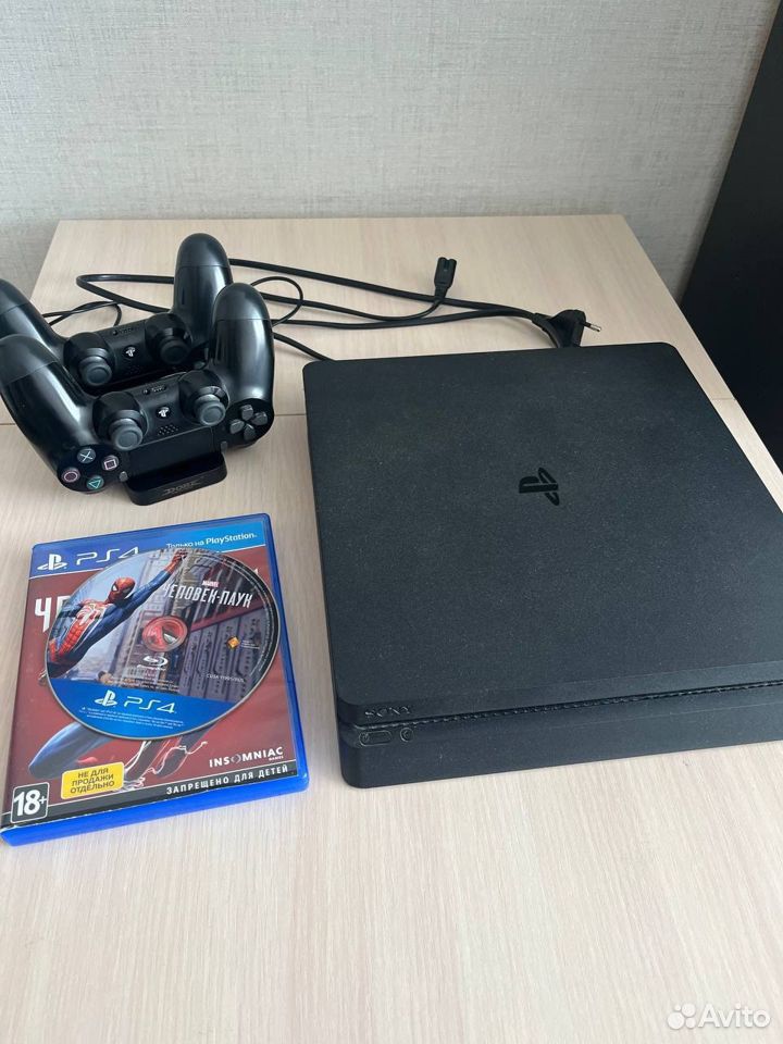 Sony PS4 slim 1tb