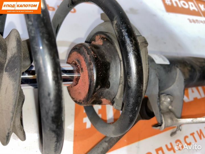 Стойка амортизатора передняя правая BMW 3 E90 2005