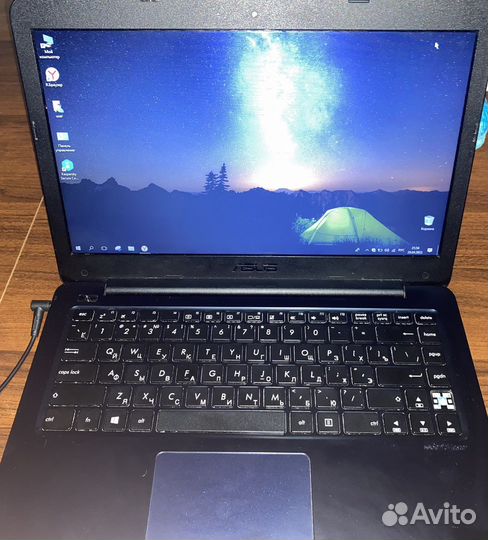 Ноутбук asus
