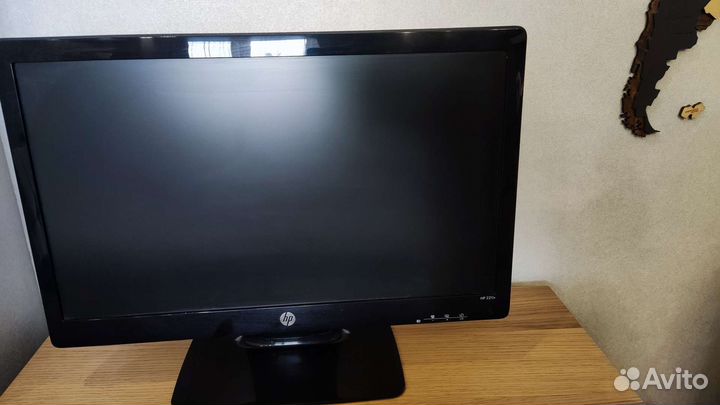 ЖК монитор 21.5