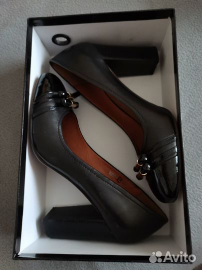 Женские туфли geronea