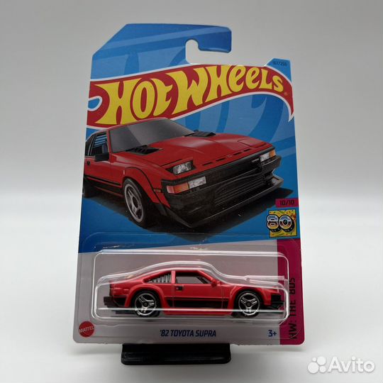 Машинка Hot Wheels 82 Toyota Supra