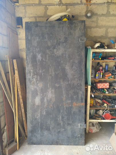 Дверь металлическая