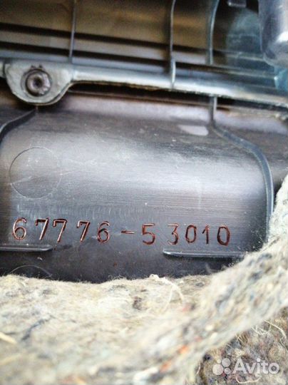 Облицовка двери задняя левая Lexus Is 200