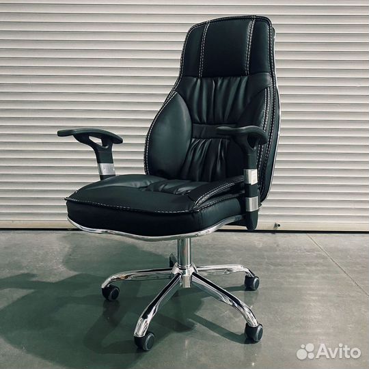 Геймерский компьютерный стул