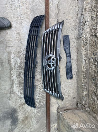 Camry решетка радиатора