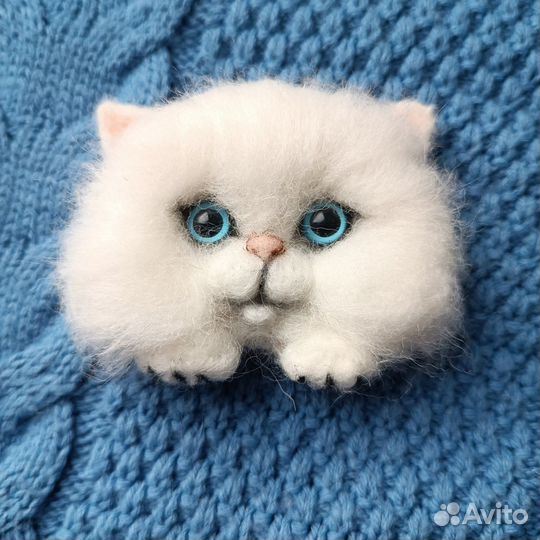 Брошь из валяной шерсти