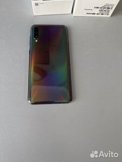 Samsung Galaxy A50, 6/128 ГБ