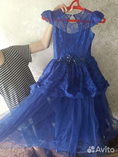 Нарядное платье