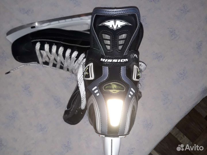 Коньки хоккейные mission