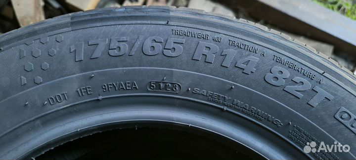 Kumho Ecowing ES31 175/65 R14 82T