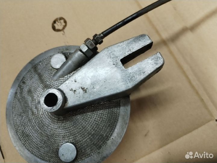 Опорник с колодками (задний) мопед Карпаты