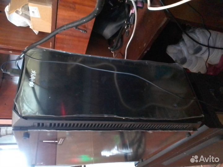 Мощный игровой компьютер с монитором