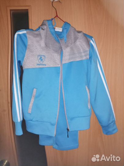 Спортивный костюм для девочки 128 134