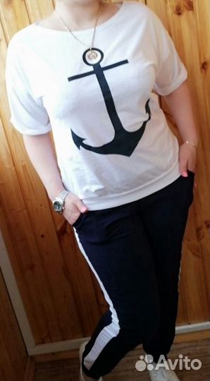 Спортивный костюм в морском стиле