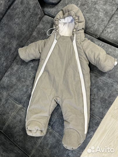 Продам зимний комбинезон р 74-80
