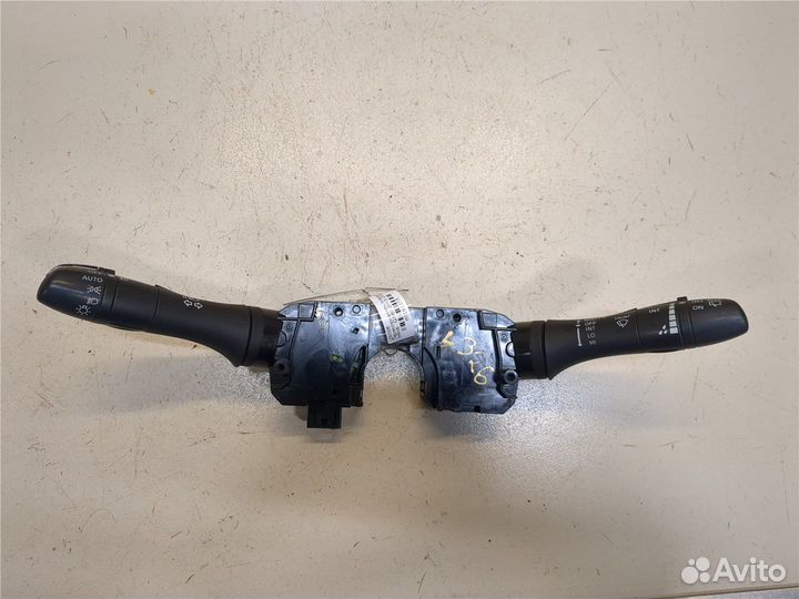 Переключатель поворотов и дворников Infiniti QX60
