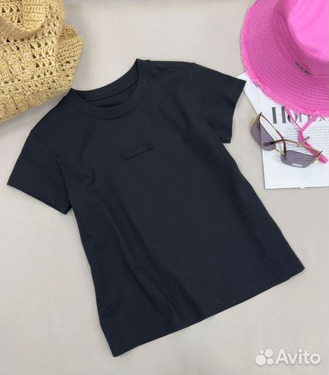 Футболка женская jacquemus