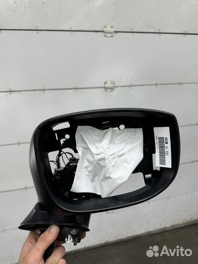 Правое зеркало на Mazda cx-5 (2017-2023)