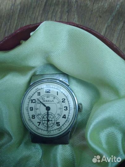 Часы наручные Победа