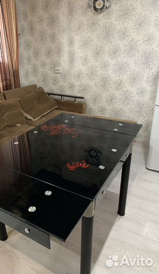 Стол стеклянный (раздвижной)