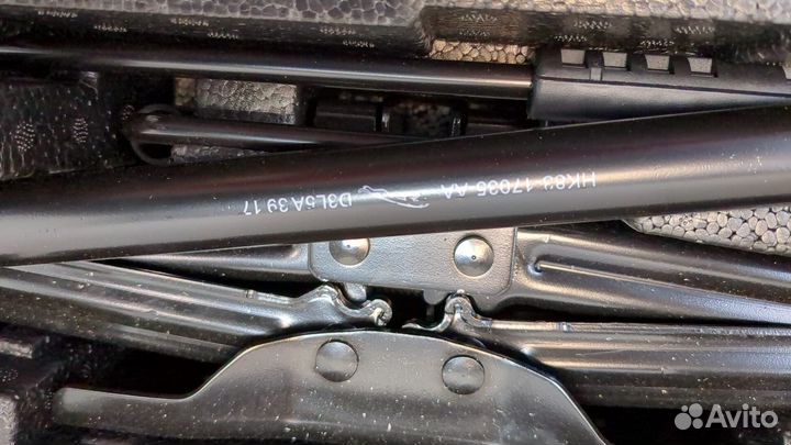 Набор инструментов штатный Jaguar F-Pace, 2016