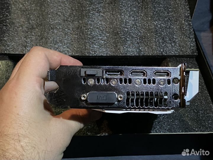 Видеокарта Asus GTX 1070 8Gb