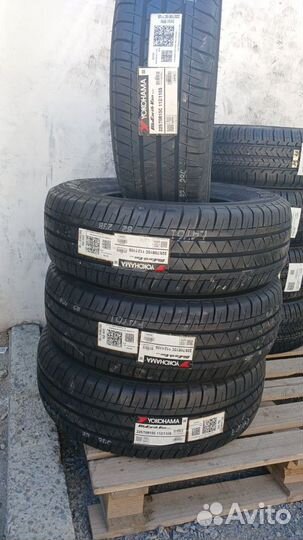 Yokohama BluEarth-Van RY55 225/70 R15C 112S