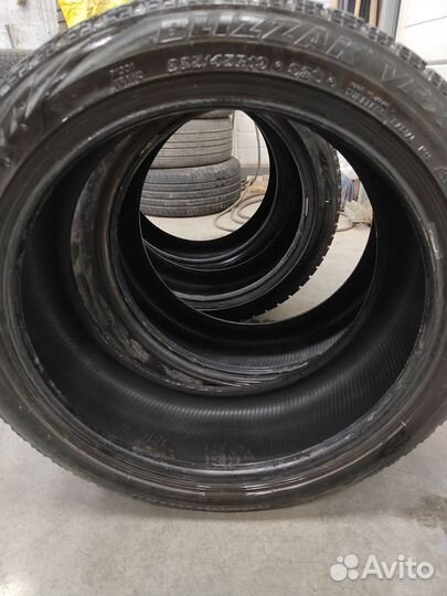 Bridgestone Blizzak VRX 225/45 R19