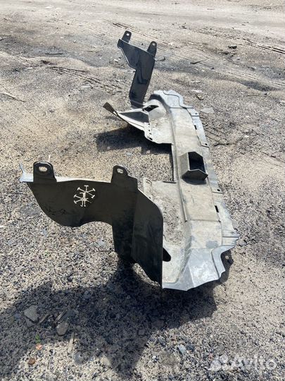 Пыльник переднего бампера Honda CR-V III дорест