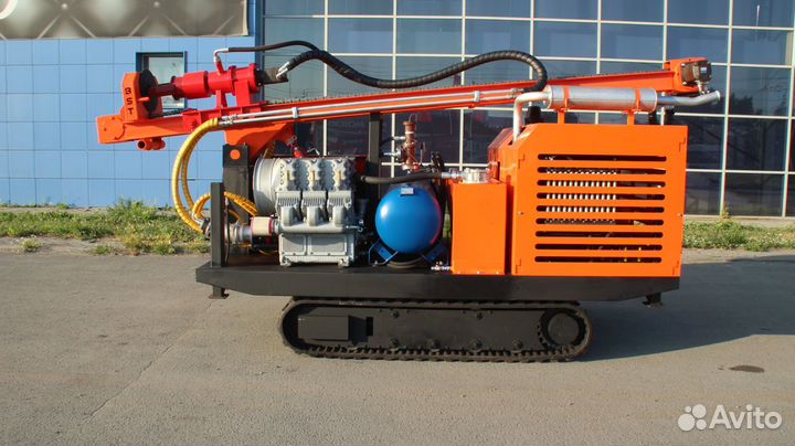 Буровая установка самоходная с компрессором