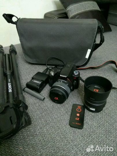 Sony A SLT-55V + аксессуары)