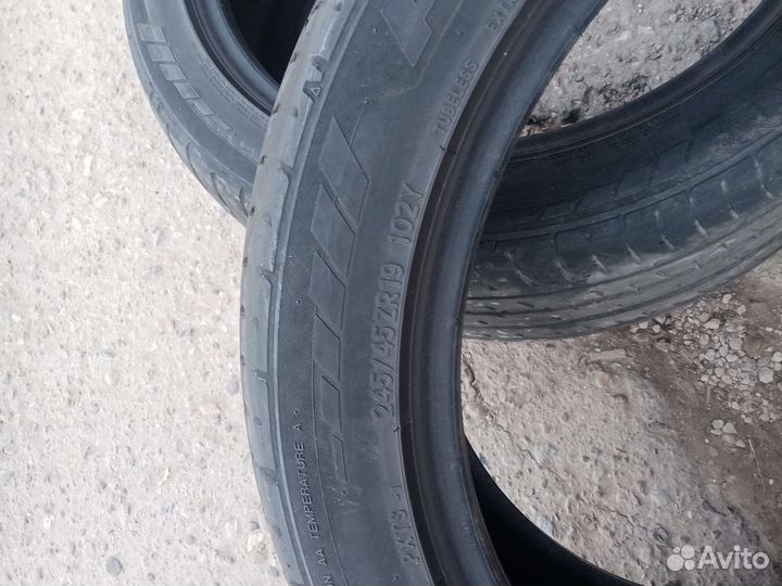 Toyo Proxes T1 Sport 245/45 R19 ZR