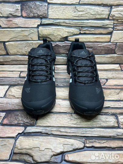 Кроссовки adidas climaproof black термо 41