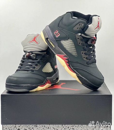 Nike Air Jordan 5 Retro Gore-Tex Off-Noir