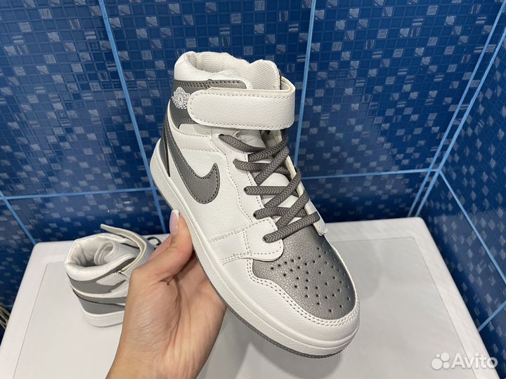 Кроссовки детские Nike Air Jordan (32-35)