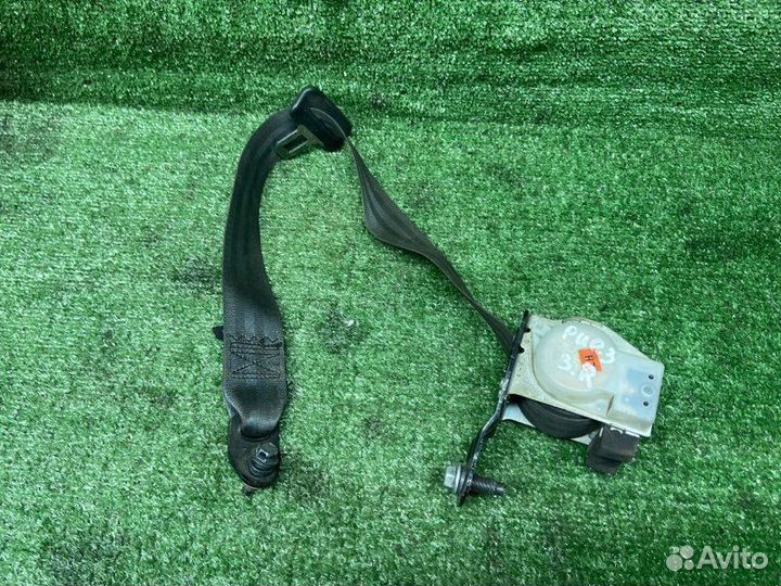 Ремень безопасности задний правый Kia Rio 3