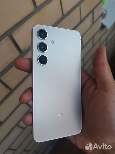 Samsung Galaxy S24, 8/256 ГБ