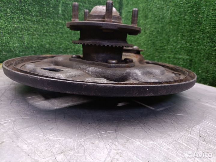 Ступица задняя Kia Carnival I рест 2005 K-5 левая