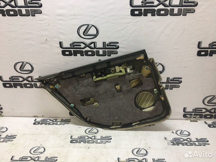 Обшивка двери задняя правая Lexus Ls430 UCF30