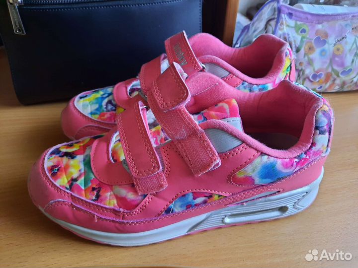 Кроссовки для девочки 36 Котофей