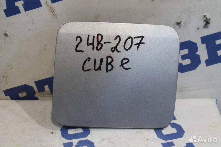 Лючок бензобака Nissan Cube