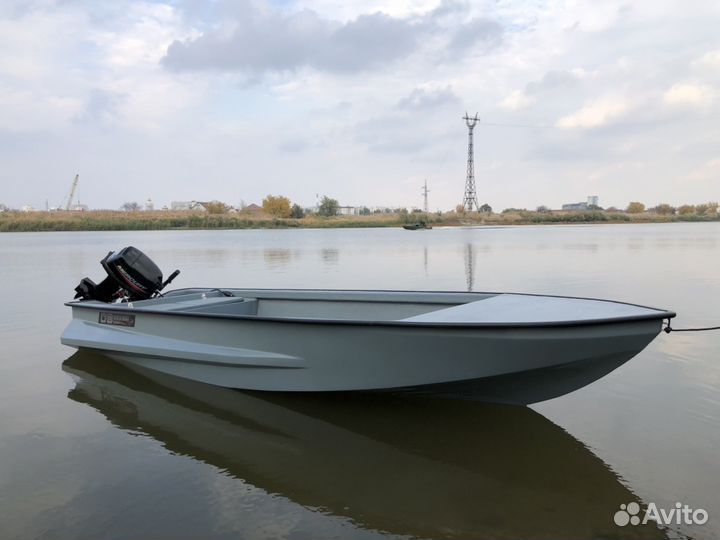 Лодка для профи Обь 43 реплика верфь RiverBoat