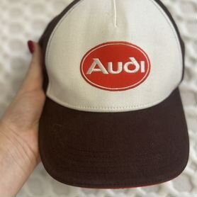 Кепка audi