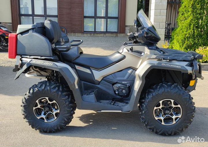 Квадроцикл BRP Can-Am Outlander Max 1000R Ltd 2015