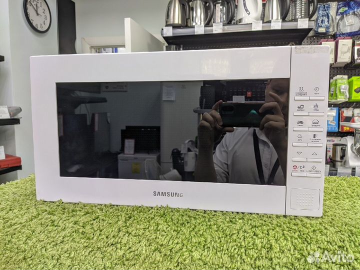 Микроволновая печь Samsung ME88SUW, белая (ст1б)