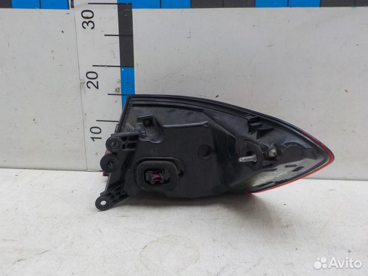 Б/У Б/У Фонарь задний левый наружный BMW 7 G11-G12